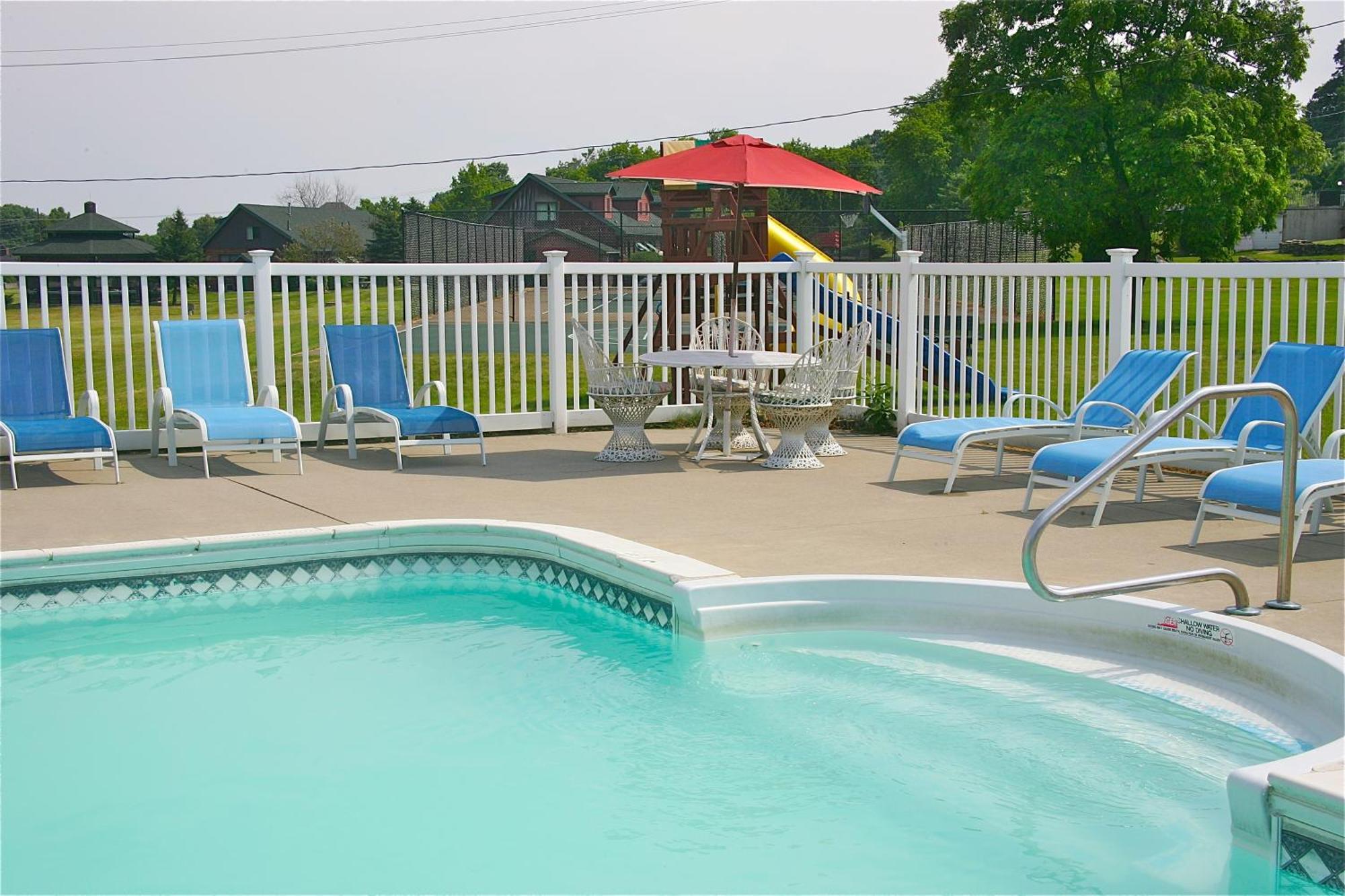 Stone Fence Resort Ogdensburg Exterior photo